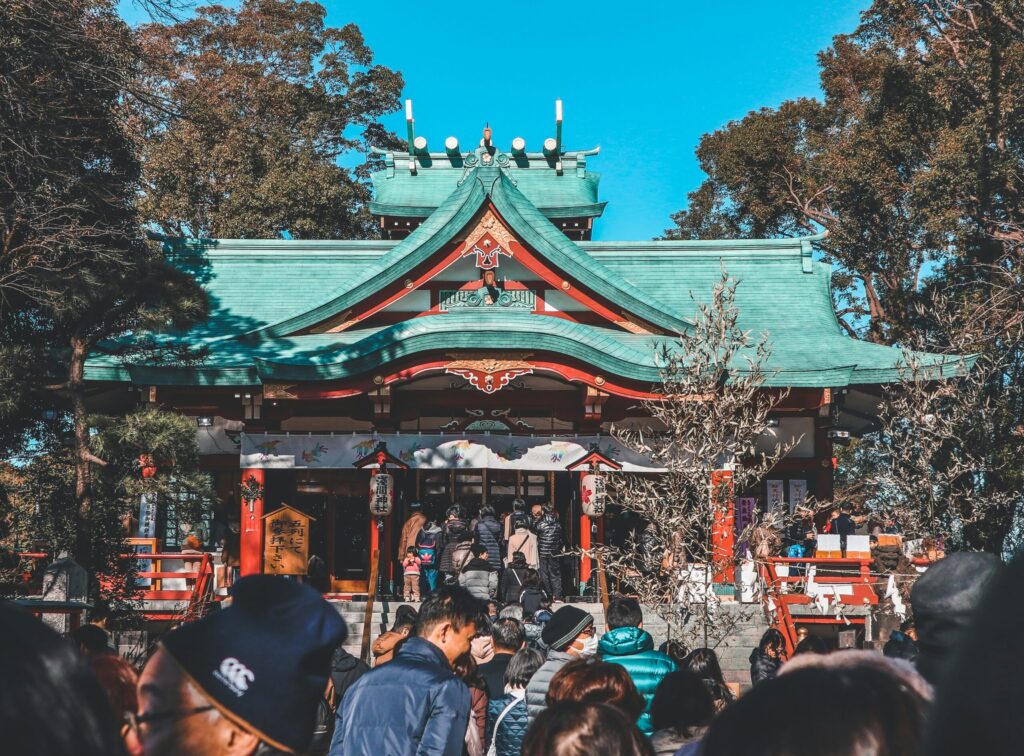お正月の神社の様子の画像